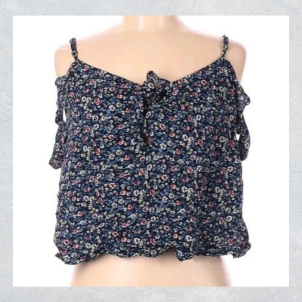 Hollister | floral cropped cami & Stretchy